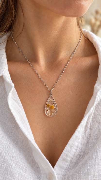 Collier Mimosa goutte en fleurs séchées