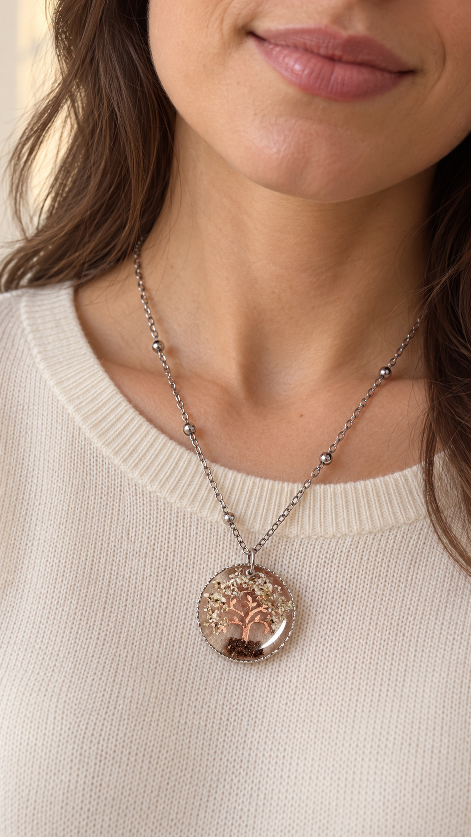 Collier Arbre de vie fleurs de carotte sauvage et terre