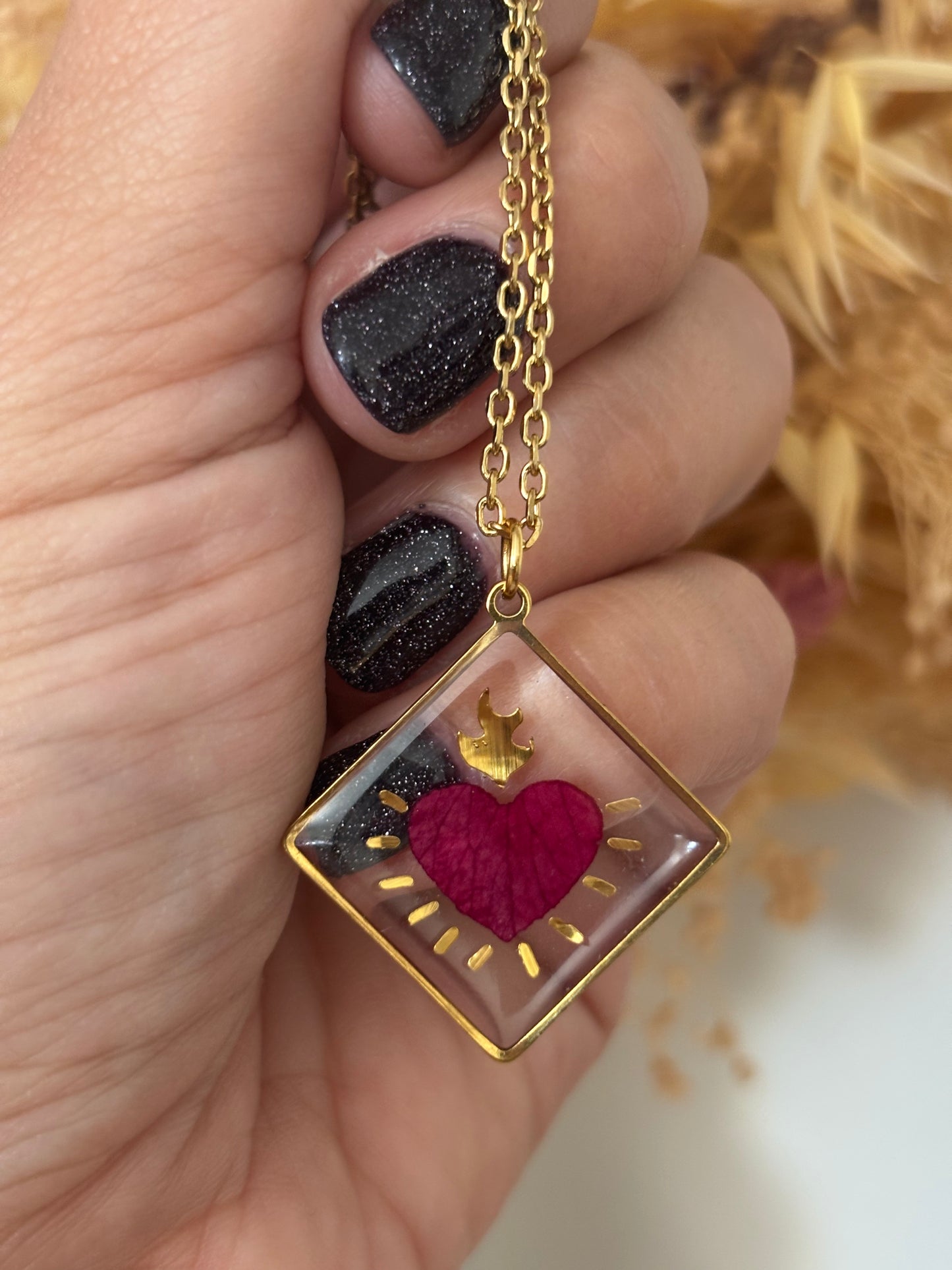 Collier Cœur Ex-voto avec pétale de rose