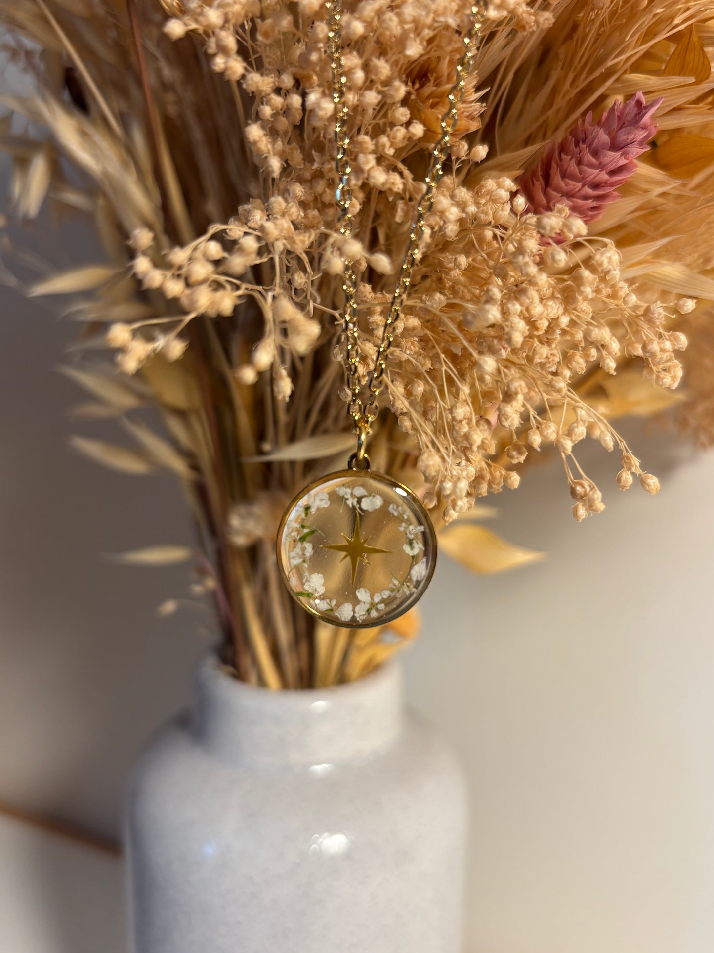 Collier carottes sauvage inclusion  fleurs séchées étoile