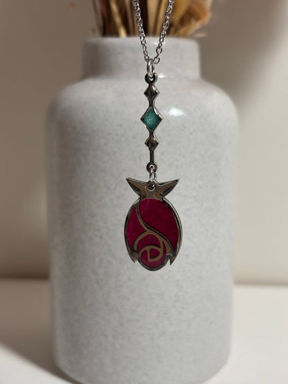 Collier pétale de rose en résine