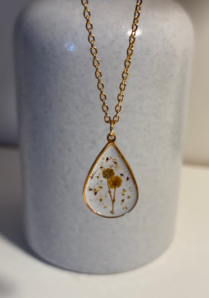 Collier Mimosa goutte en fleurs séchées