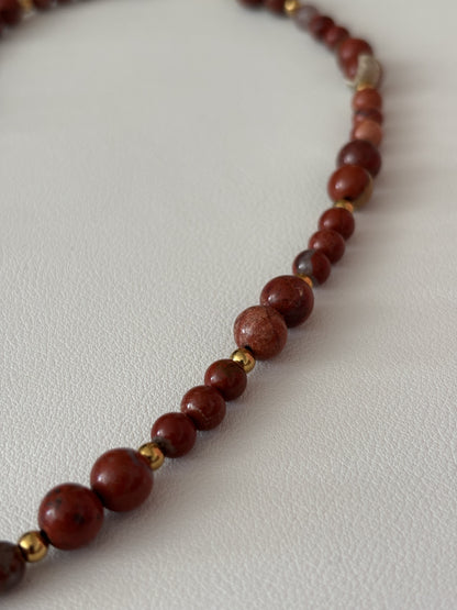 Collier en jaspe rouge d’Australie et cœur
